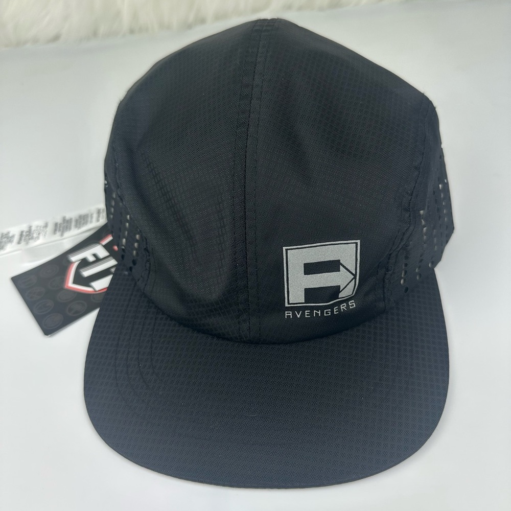 Men’s Marvel Avengers Hat OSFM Adjustable Black  New